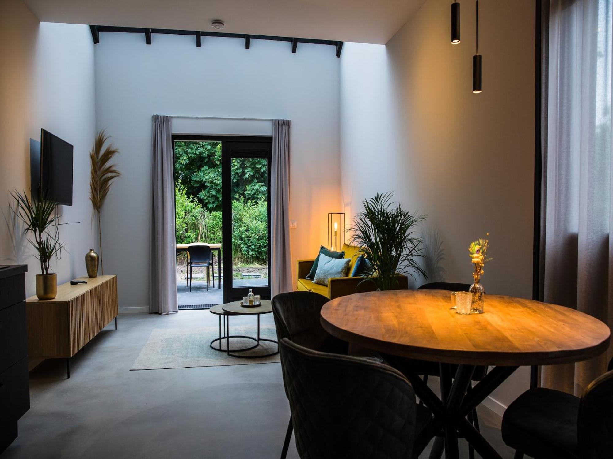 Cozy Holiday Home In Vrouwenpolder Close To The Beach 외부 사진